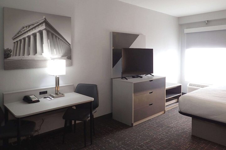 Room 19 of 49