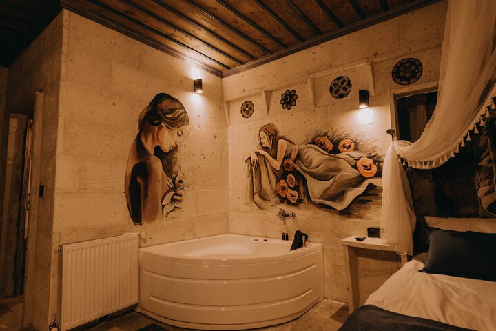 Room 3 of 99