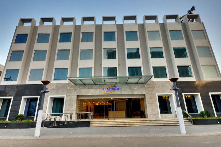 Hotel 50 of 52