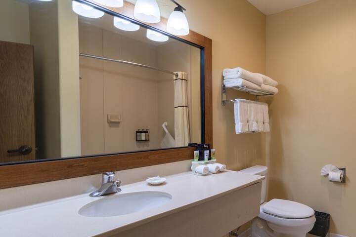 Double Executive King Bed (2 of 4)