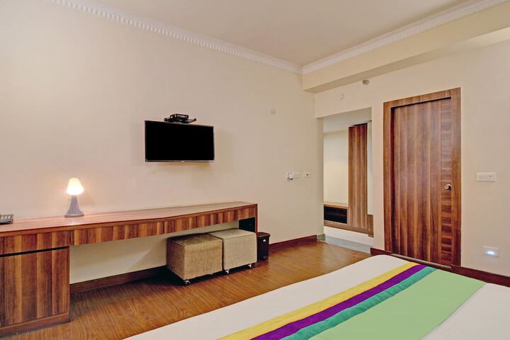 Room 29 of 48