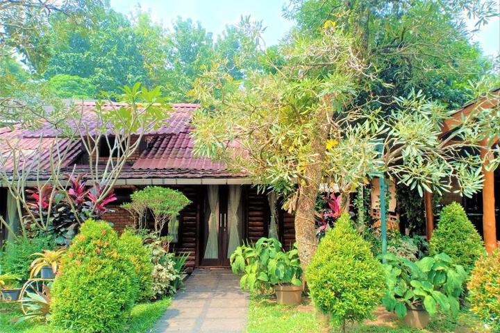 Saung Dolken Resort & Hotel Syariah