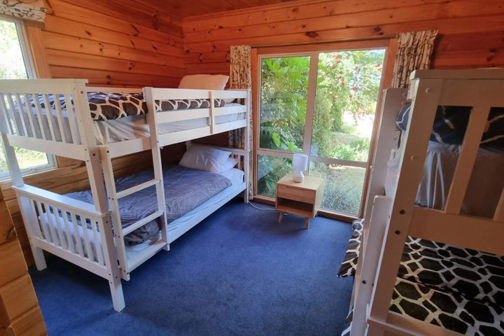 Room 3 of 16