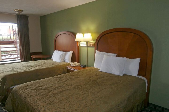 1 Double Bed (12 of 14)
