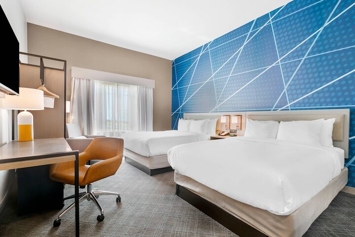 Room 20 of 34