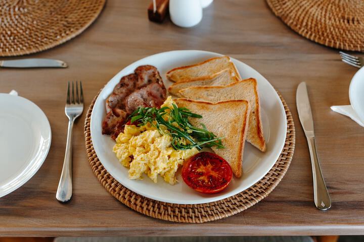Breakfast/Coffee Service 61 of 95