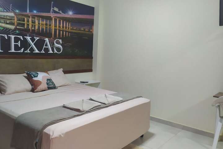 Room 7 of 25