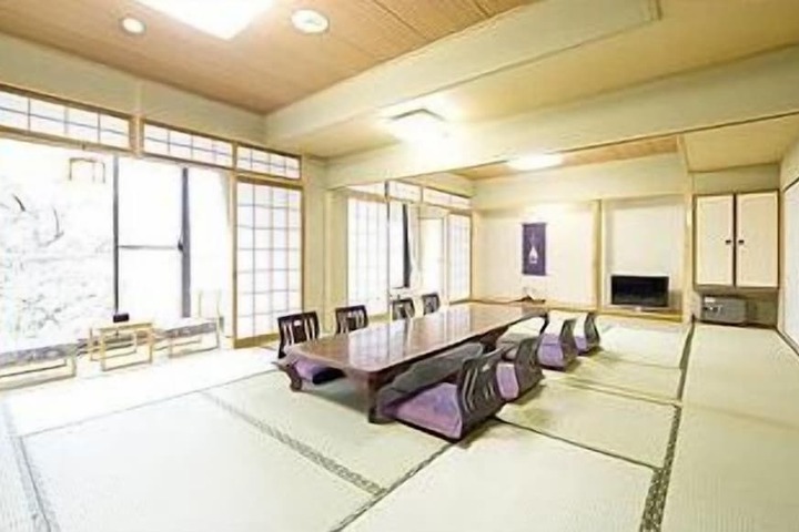 Room 29 of 59