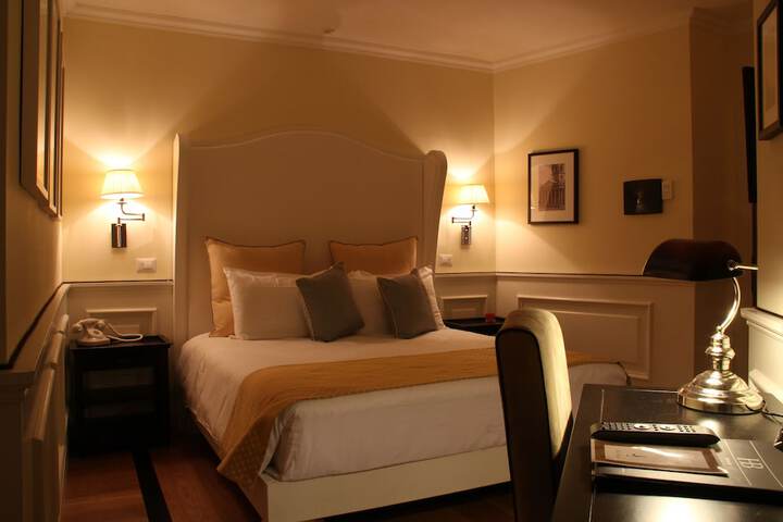 Room 3 of 66