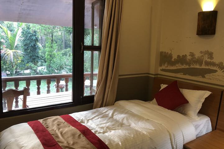 Room 8 of 53