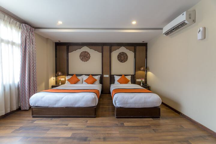Room 37 of 67