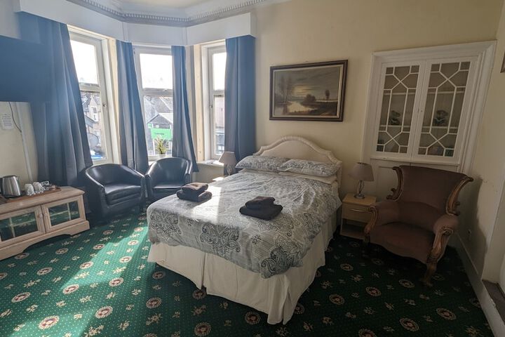 Room 18 of 40