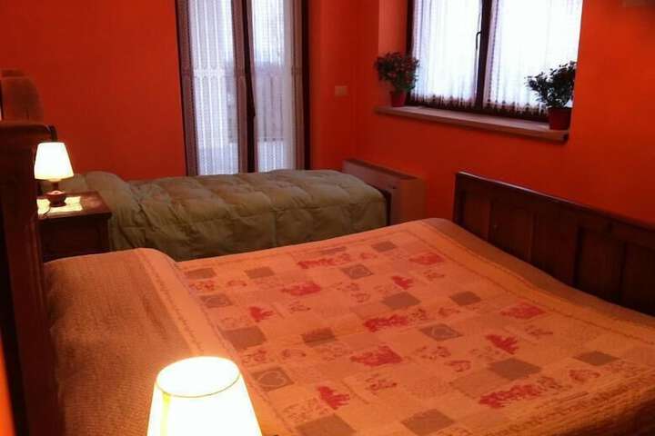 Room 6 of 56