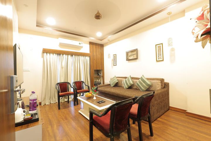 Room 52 of 140