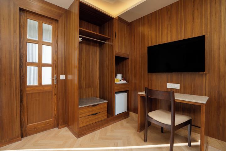 Room 18 of 41