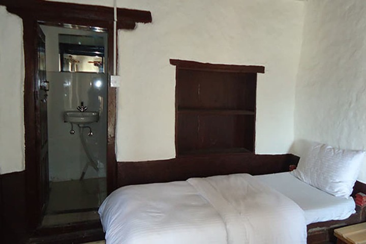 Room 34 of 35
