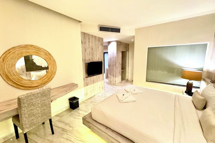 Room 20 of 61