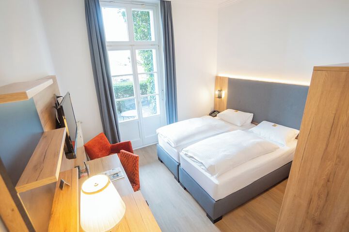 Room 12 of 57