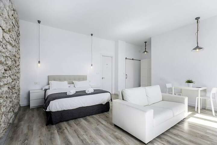 Room 7 of 43