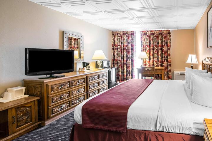 Room 14 of 52