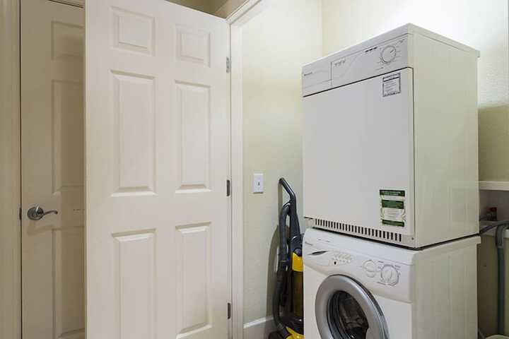 Laundry 7 of 28