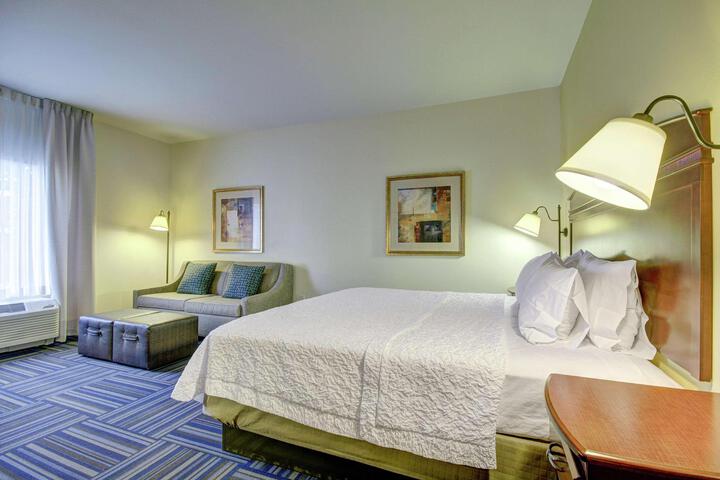 1 King Bed (18 of 21)