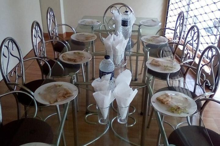 Dining 10 of 15