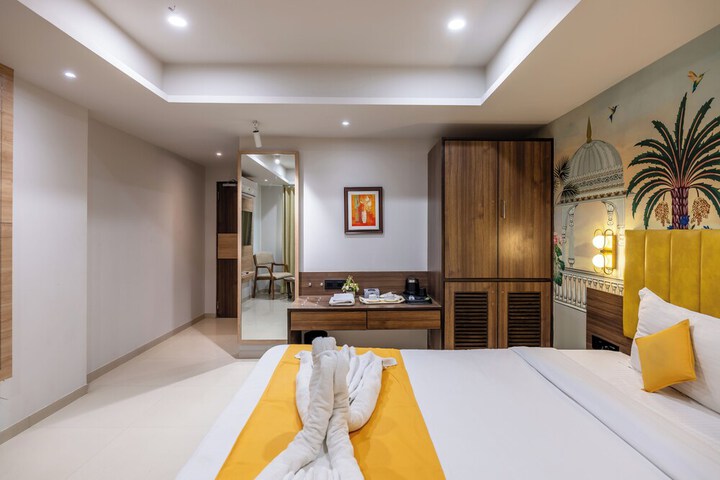 Room 15 of 27