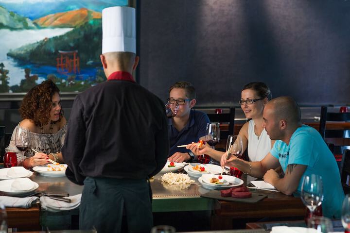 Dining 28 of 35