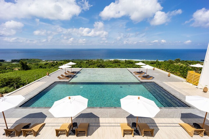 Pool 34 of 66
