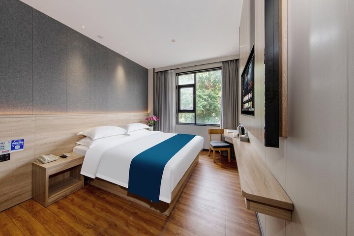 Room 16 of 41