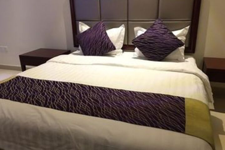 Room 4 of 29