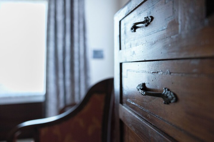 Room 33 of 207