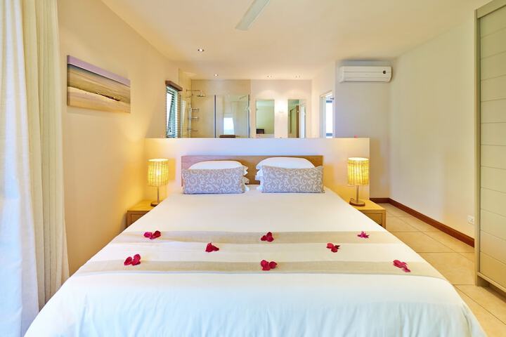 Room 3 of 75