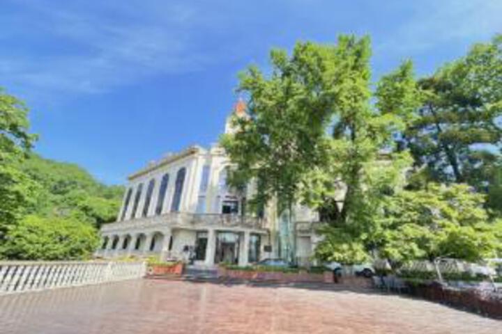 Luhuadang Hotel