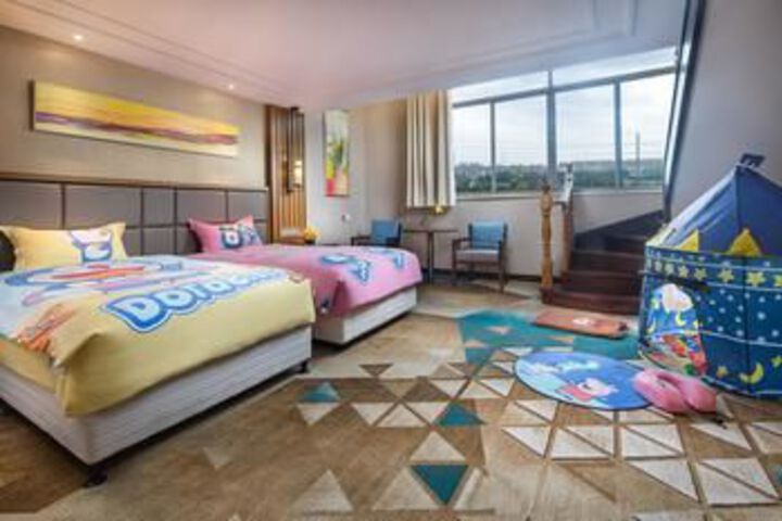 Room 10 of 61