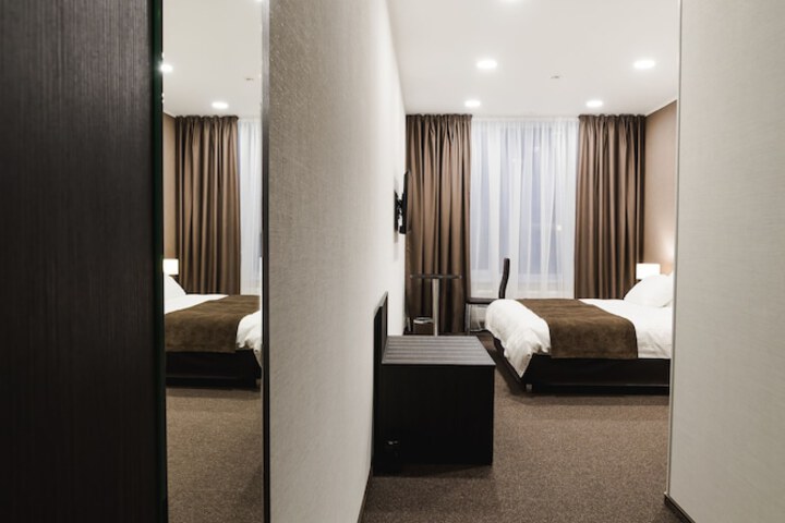 Room 8 of 54