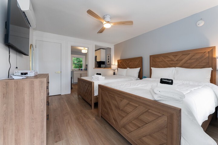 Room 14 of 36