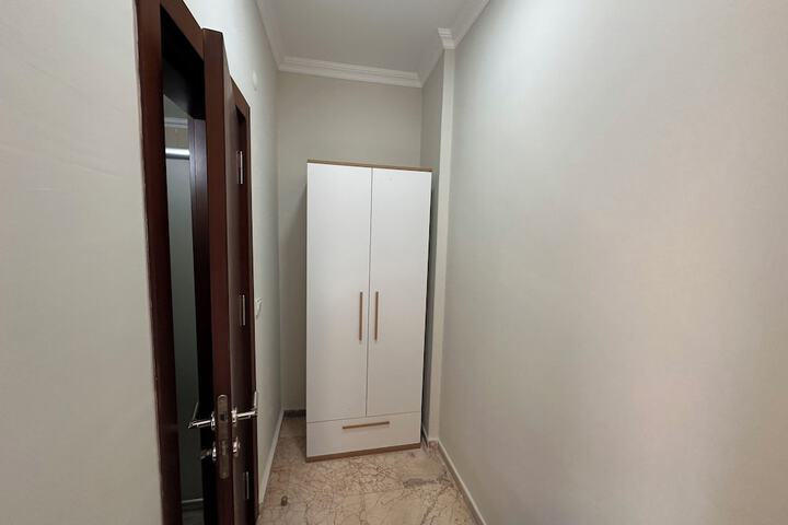 Room 11 of 171