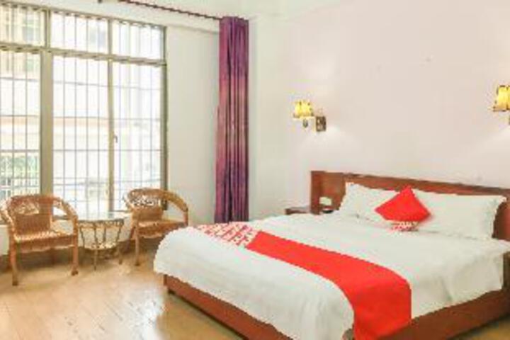 OYO Zhongqiang Express Hotel