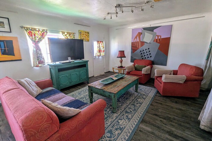 Room 163 of 276