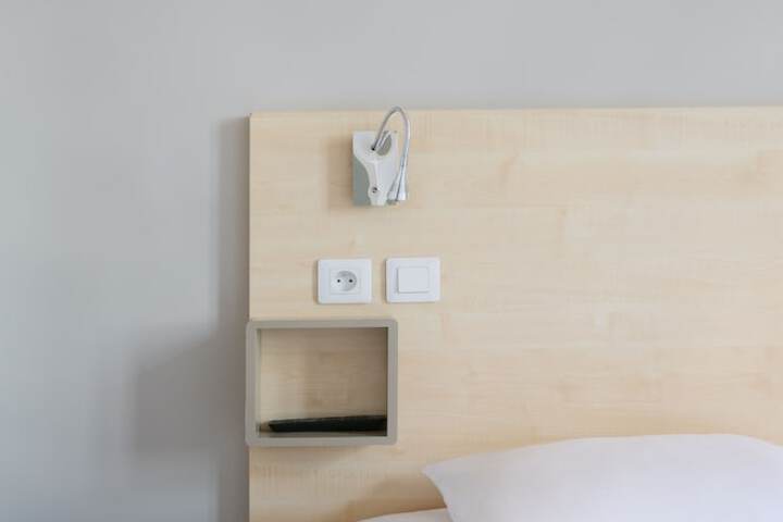 Room 15 of 52