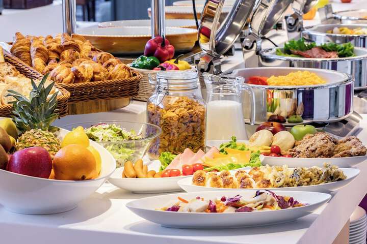 Breakfast buffet