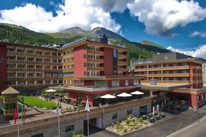 Hotel 87 of 91
