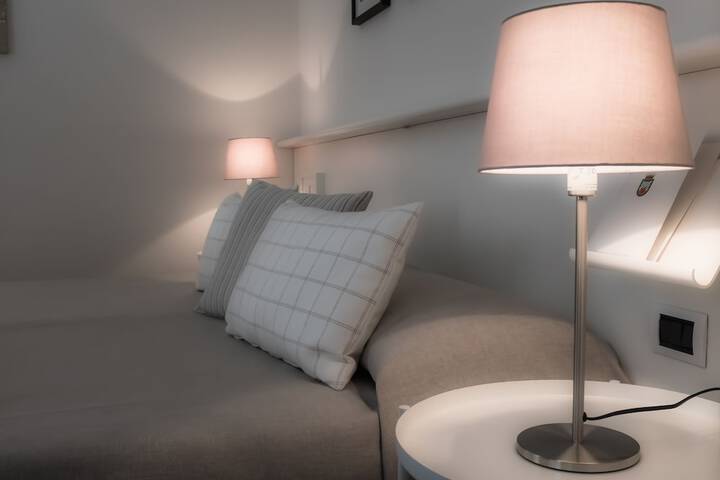 Room 5 of 23