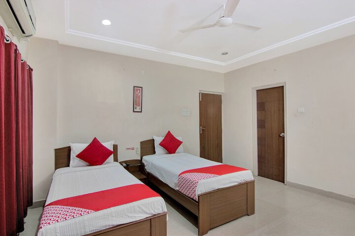 Room 15 of 26