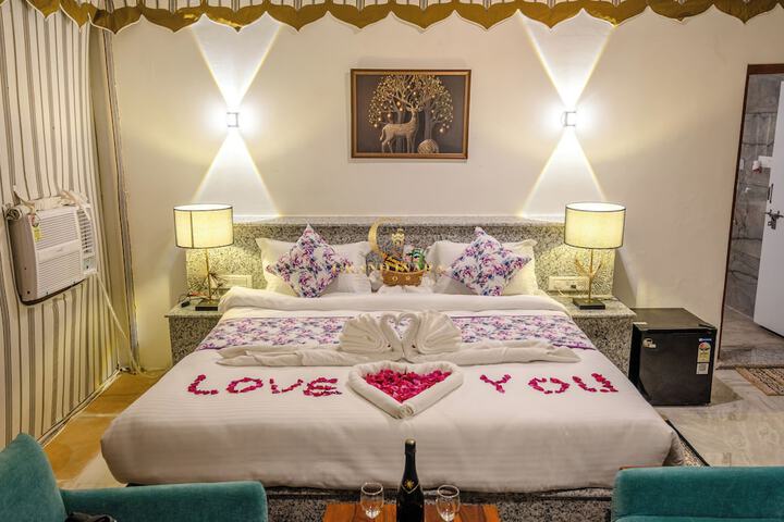 Room 4 of 49