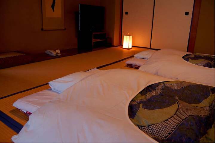 Room 9 of 45
