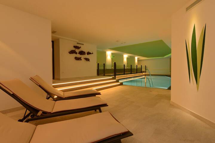 Pool 47 of 100
