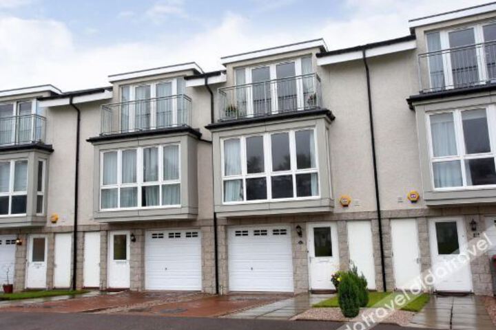 Exterior of Friarsfield Mews